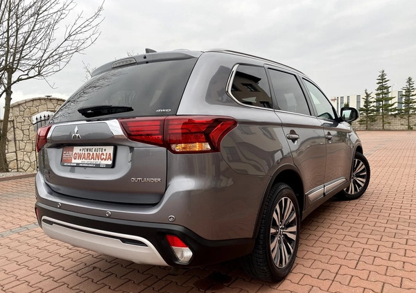 Mitsubishi Outlander cena 94900 przebieg: 106000, rok produkcji 2019 z Świeradów-Zdrój małe 781